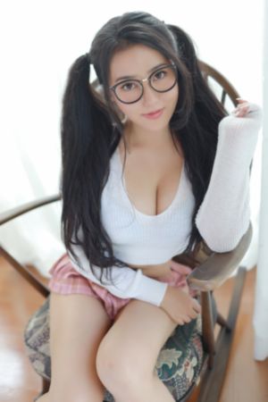 邻桌的怪同学_1080PBD在线观看