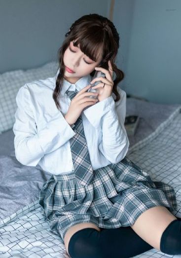 裸露的爱_4K高清电影在线