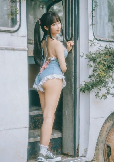 女教师的诱惑5中文字幕_BD韩语高清电影在线