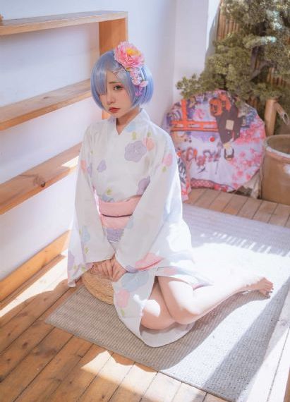 少女爱上姐姐_4K手机在线看