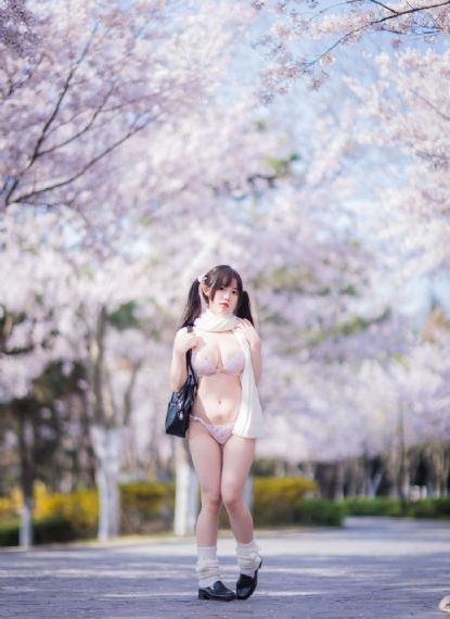 女友年轻的继牳1_1080在线观看高清